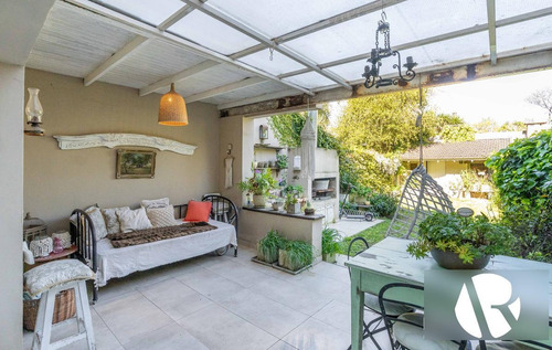 Imagen 4 de 28 de Muy Lindo Triplex En San Isidro Con 4 Dormitorios!!