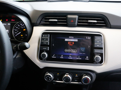 Imagem 9 de 13 de Nissan Versa Advance 1.6 (flex) (aut)