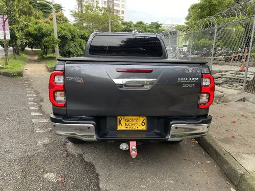 Toyota Hilux 2.8 Srx Diesel At 4x4 Blindaje 2+ 2021