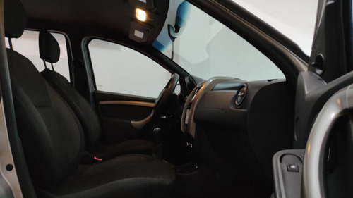 Imagen 9 de 11 de Renault Duster 2017 1.6 Ph2 4x2 Dynamique