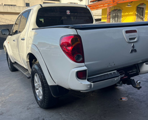 Mitsubishi L200 3.2 Triton Hpe Cab. Dupla 4x4 Aut. 4p