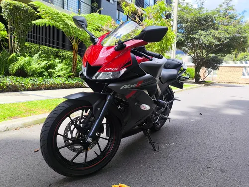 Yamaha R15 V3 2025