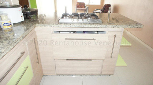 Imagen 28 de 30 de * Casas En Venta * En Villa Roca Cabudare , Lara. Codigo 22-16367 Mas Informacion :: 412 - 1498654 , Katty Vasquez Rentahouse Co.