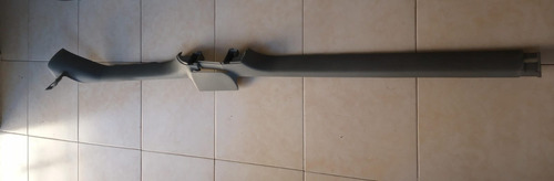 Moldura Pisa Alfombra Izq Vw Jetta A4 Automáco Americano 02 (Usado)