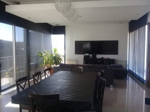 Casa En Alquiler Ubicado En Centro (villa Carlos Paz), Punilla, Córdoba