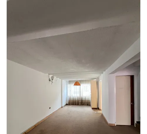 Casa Amplia E Iluminada