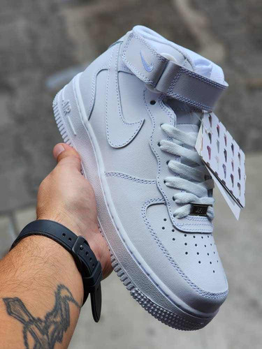 Nike Air Force 1 Triple A Bota Deportiva Talla Limitada