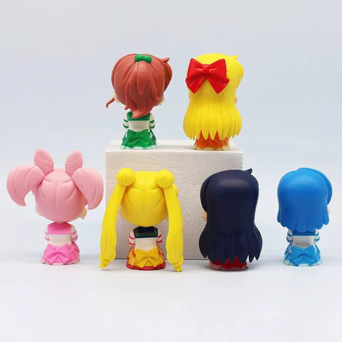 7-8cm Sailor Moon Figura Sentada Modelo Juguete
