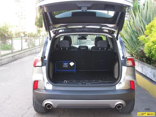 Ford Escape 2.5 Titanium Hev Tp 4x4