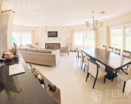 Imagen 2 de 13 de Venta De Casa 4 Ambientes En Greenville Polo (26528)