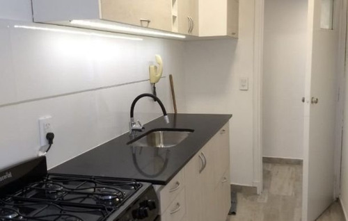 Imagen 5 de 12 de Departamento Dos Ambientes A La Calle Reciclado