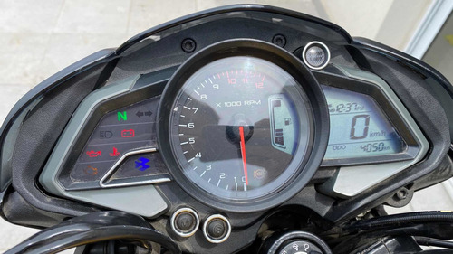 Imagen 2 de 15 de Bajaj Rouser Ns 200 Fi