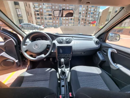 Renault Logan Expression 2015