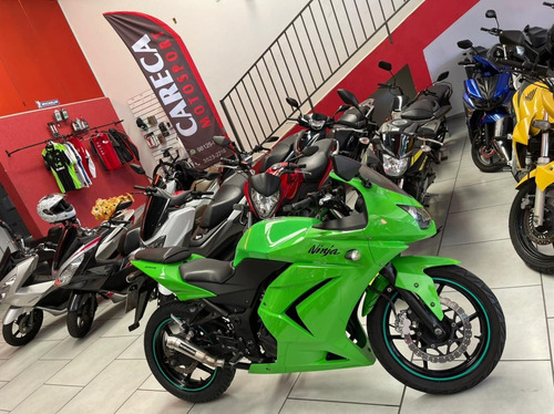 Imagem 2 de 8 de Kawasaki Ninja 250