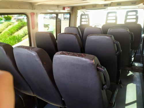 Peugeot Boxer 2.3 Hdi 330 Passageiro 16 Lugares 8v Diesel