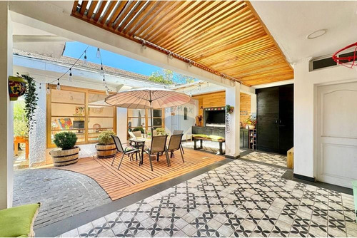 Casa De Lujo En Las Condes: Tu Hogar Ideal