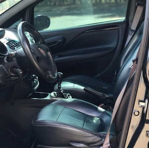 Imagem 10 de 13 de Fiat Punto Blackmotion 1.8 16v 2015