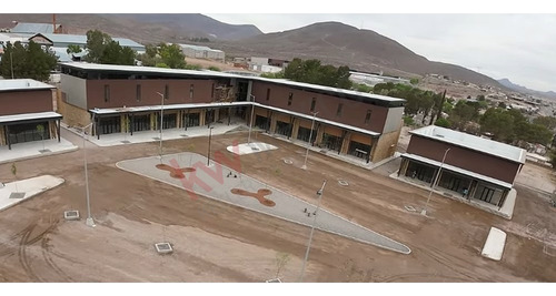Local En Renta De 89.38 M2 En $34,411 En Plaza Pastizal En La Unión Ganadera De Chihuahua Km 8.5...