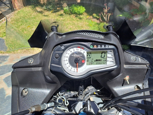 Imagen 10 de 12 de Suzuki V-strom 650