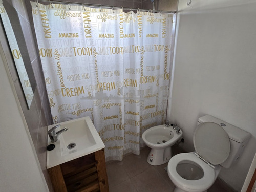 Casa En Venta 3 Ambientes + 2 Deptos - Camet Norte