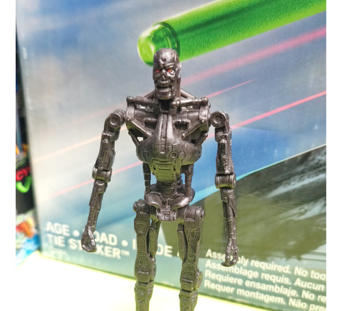 Playmates Terminator Salvation T-700 Endoskeleton 3.75