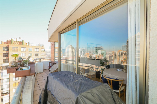Departamento En Venta De 1 Dorm. En Las Condes
