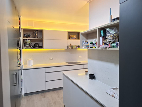 Departamento En Venta 4 Dorm. Portal La Dehesa Lo Barnechea