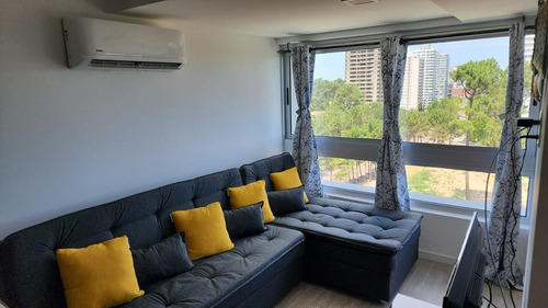 Imagen 4 de 25 de Apartamento En Edifico Ocean Drive Country A Estrenar! - Alquiler De Invierno