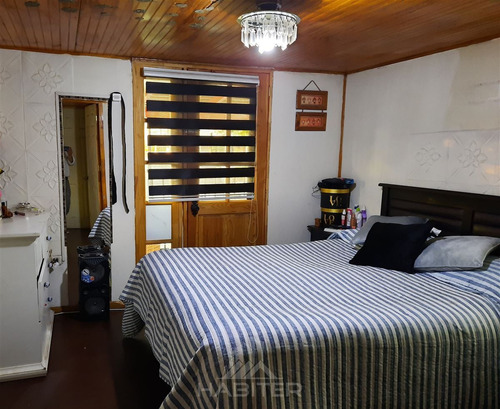 Amplia Casa Esquina En Venta De 3 Dorm. 2 Baños En Curicó