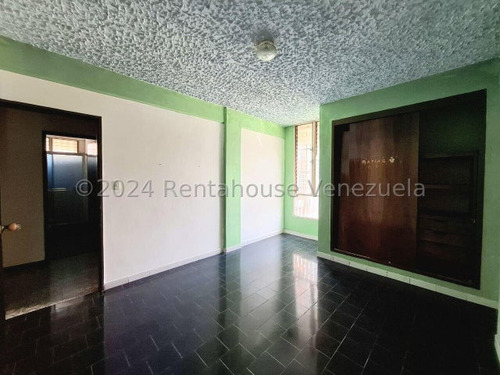 Apd Apartamento En Venta Turmero Resd Castell Grande 25-2295