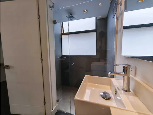 180m2 Apartamento En El Poblado