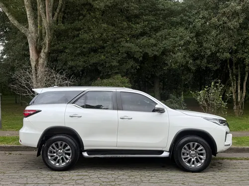 Toyota Fortuner 2.8l