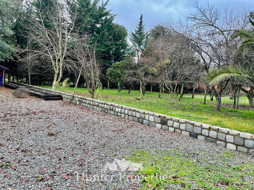 Casa En Venta De 4d3b De 365m2 En Condominio La Reina. Talca