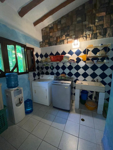 Imagen 14 de 14 de Hermosa Y Artistica Casa En Urb Barrio Sucre 04146878567
