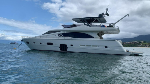 Ferretti 750 2011  Ñ Azimut / Intermarine / Schaefer