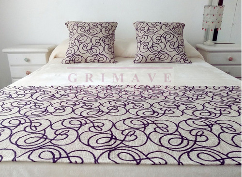 Imagen 2 de 2 de Pie De Cama 2 1/2 Pzas Jacquard C/ Chenille- Local Caballito