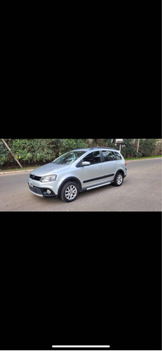 Volkswagen Suran Cross 1.6 Highline 101cv