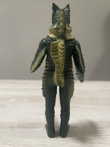 Sofubi Ragon Kaiju Ultra Monster Series Ultraman Bandai (Usado)