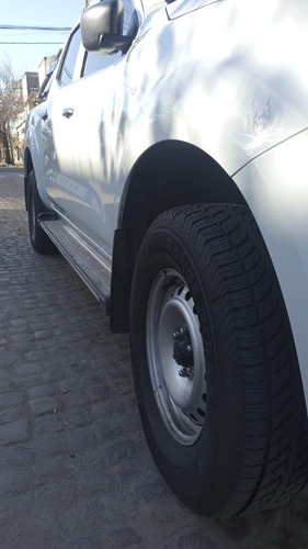 Imagen 8 de 8 de Nissan Frontier