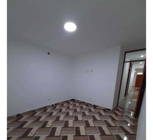 Imagen 15 de 17 de Alquiler De Departamento San Juan De Miraflores