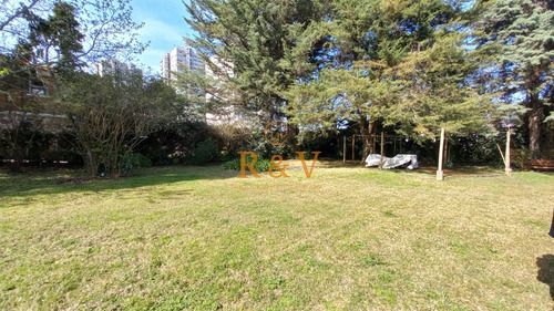 Oportunidad. De Los Pocos Terrenos En Venta En Playa Mansa, Punta Del Este