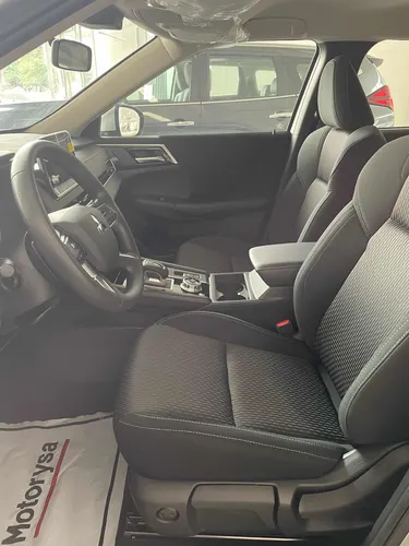 Mitsubishi All New Outlander 4x2 2.5l At.