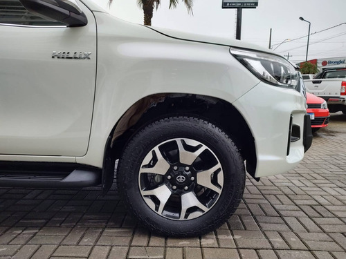 Imagem 9 de 15 de Toyota Hilux 2.8 Srx 4x4 Cd 16v Diesel 4p Automático