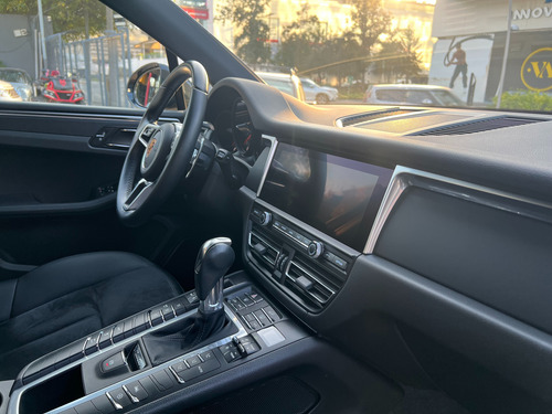Porsche Macan 2.0 2021