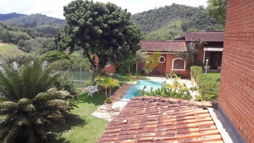Chácara Em Atibaia Com 2.080 M ² Fácil Acesso R$650 Mil - 551