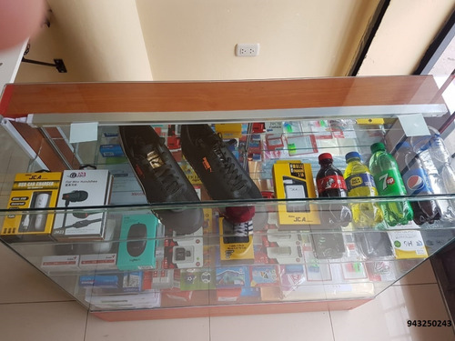 Vitrina De Vidrio Y Madera Para Negocio