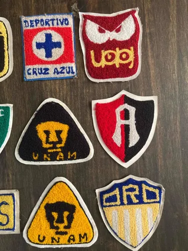 Escudos bordados de futbol hotsell