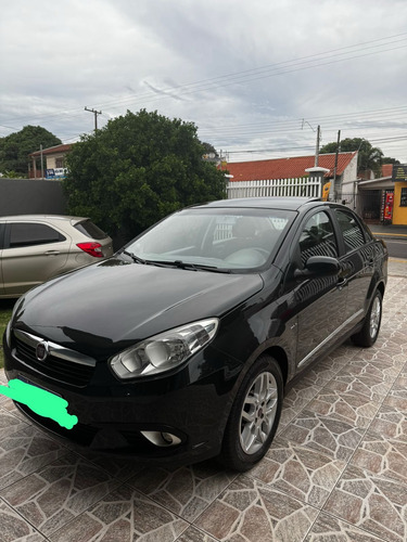 Fiat Grand Siena 1.6 16v Essence Flex Dualogic 4p