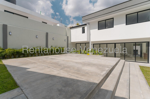 Casa (duplex) En Venta En El Cafetal, Distrito Metropolitano 25-17659