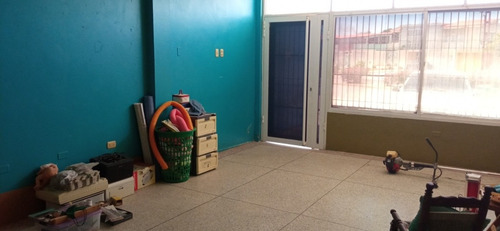 Imagen 13 de 14 de Vendo 2 Apartamentos Y 2 Locales 04122183505 Cod.22-24774